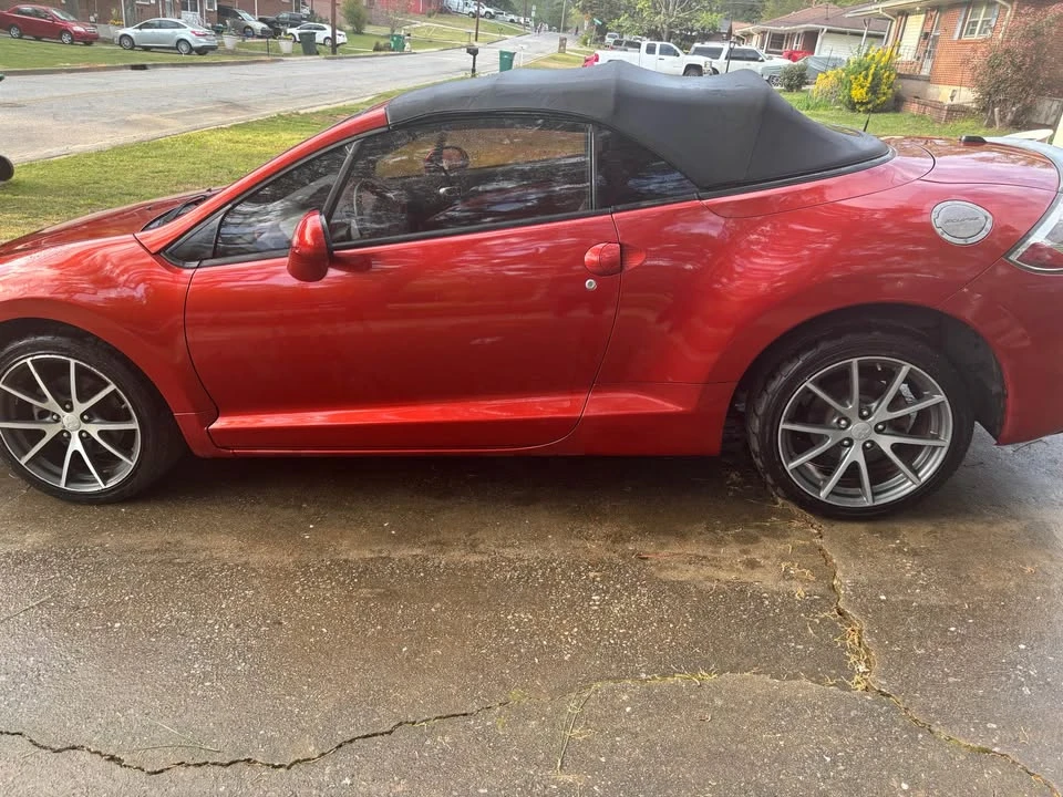 2009 Mitsubishi Eclipse 4th Gen - Image 2 of 4