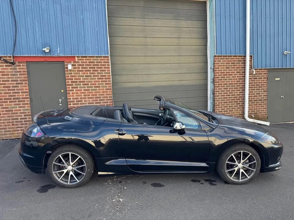 2009 Mitsubishi Eclipse 4th Gen - Image 2 of 19
