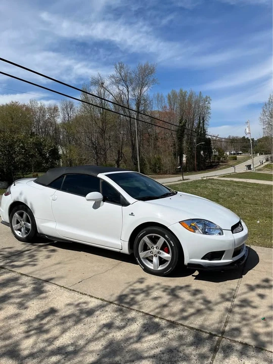 2009 Mitsubishi Eclipse 4th Gen - Image 2 of 8