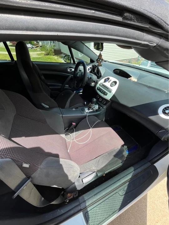 2009 Mitsubishi Eclipse 4th Gen - Image 6 of 8