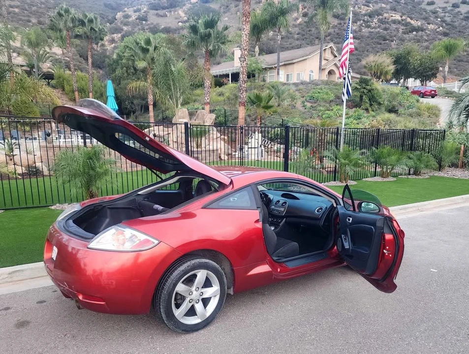 2009 Mitsubishi Eclipse 4th Gen - Image 7 of 13