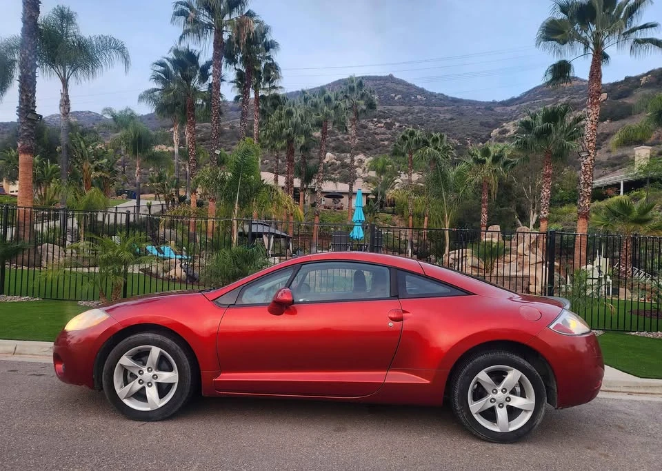 2009 Mitsubishi Eclipse 4th Gen - Image 2 of 13