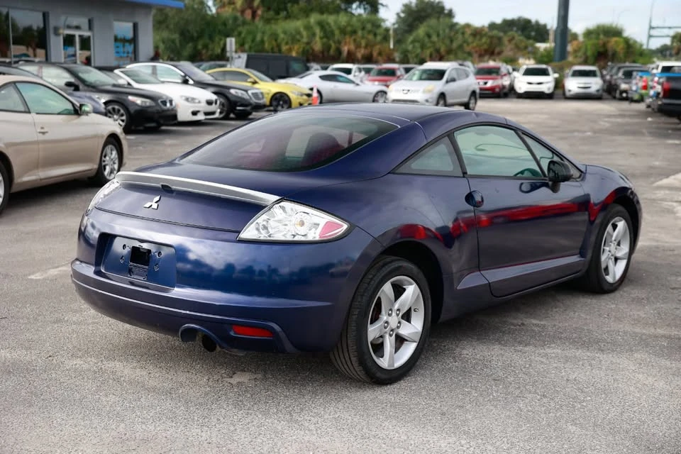 2009 Mitsubishi Eclipse 4th Gen - Image 4 of 8