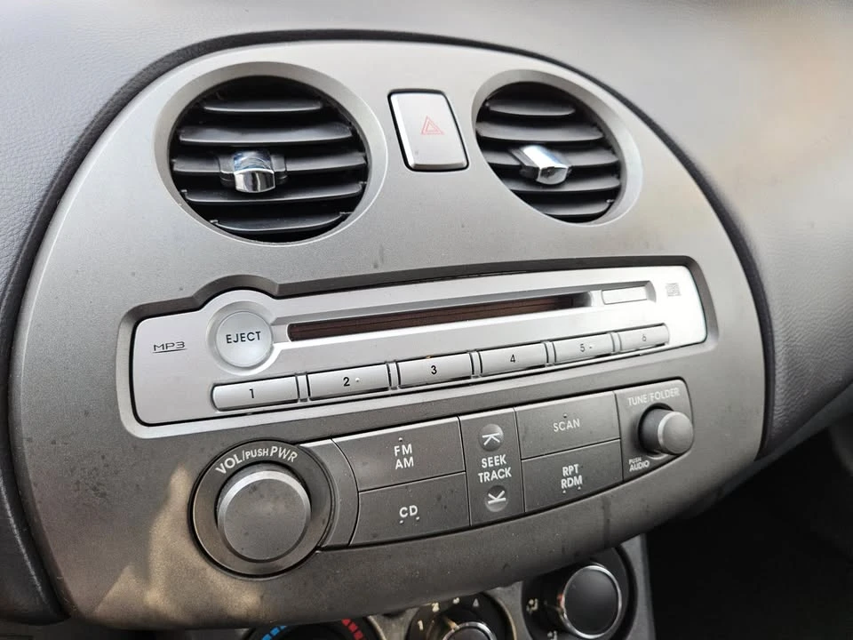 2009 Mitsubishi Eclipse 4th Gen - Image 17 of 18