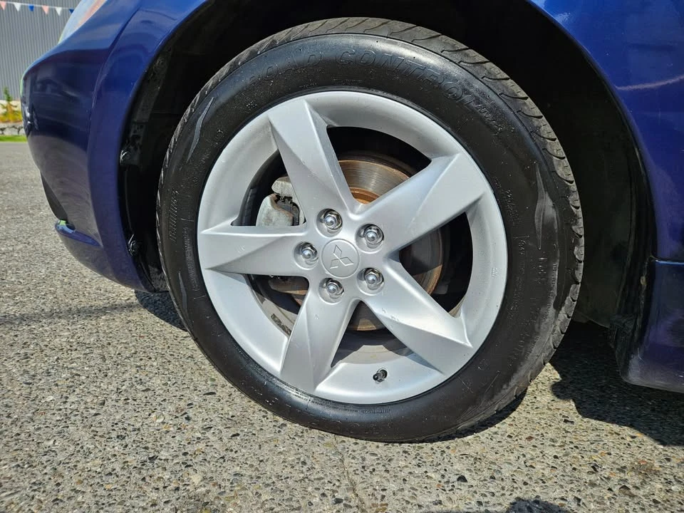 2009 Mitsubishi Eclipse 4th Gen - Image 9 of 18