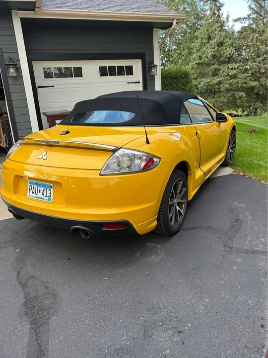 2009 Mitsubishi Eclipse 4th Gen - Image 5 of 9