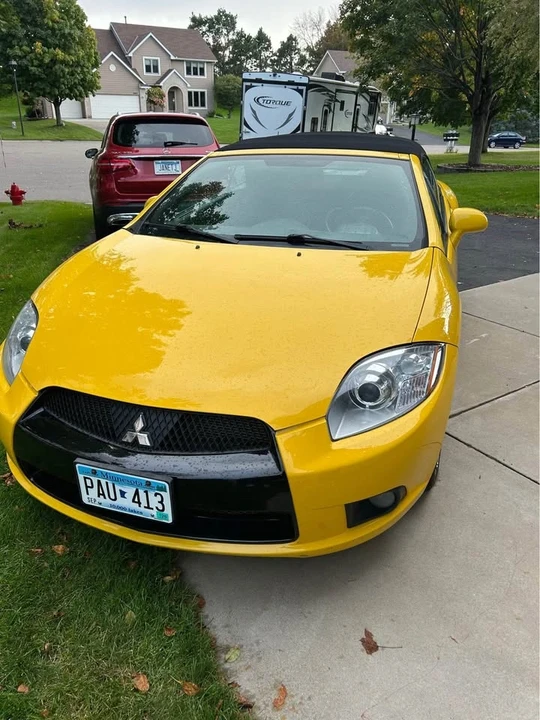 2009 Mitsubishi Eclipse 4th Gen - Image 2 of 10