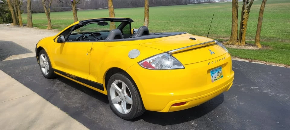 2009 Mitsubishi Eclipse 4th Gen - Image 3 of 13