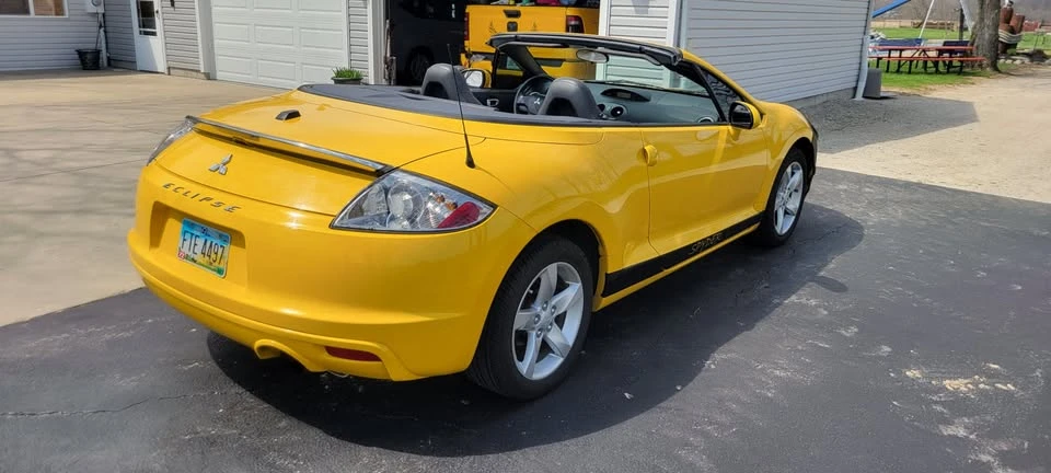 2009 Mitsubishi Eclipse 4th Gen - Image 4 of 13