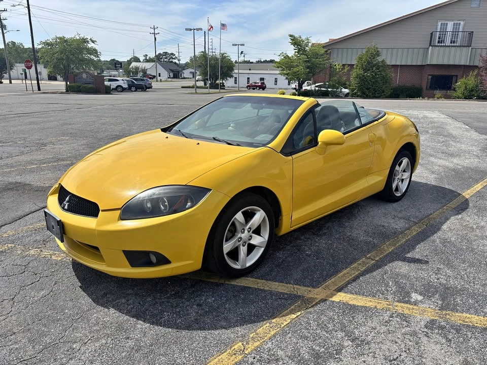 2009 Mitsubishi Eclipse 4th Gen - Image 2 of 21