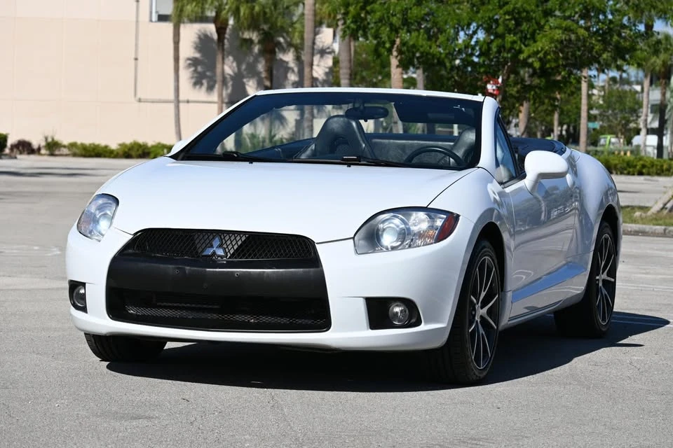 2009 Mitsubishi Eclipse 4th Gen - Image 2 of 17