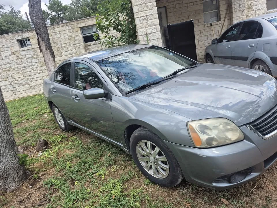 2009 Mitsubishi Galant 9th Gen - Image 2 of 8