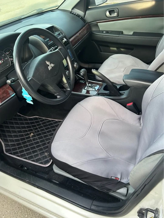 2009 Mitsubishi Galant 9th Gen - Image 5 of 10