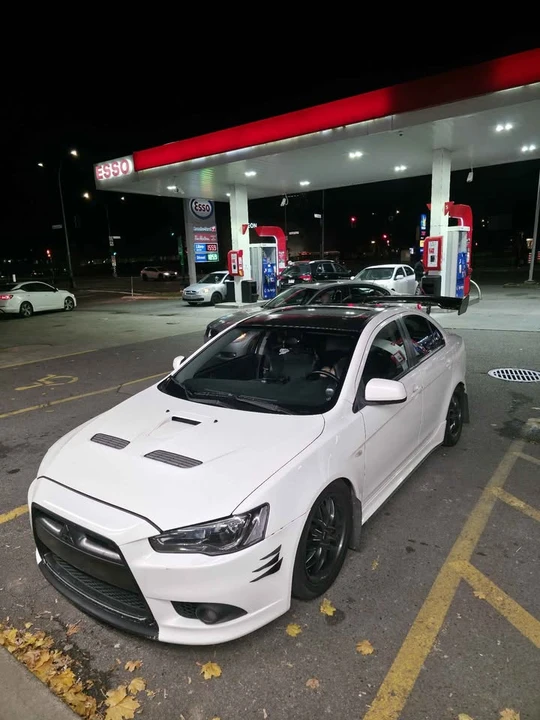 2009 Mitsubishi Lancer 9th Gen - Image 2 of 17