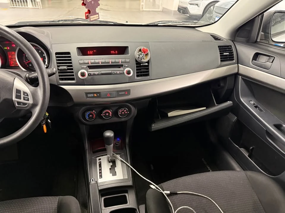 2009 Mitsubishi Lancer 9th Gen - Image 12 of 19