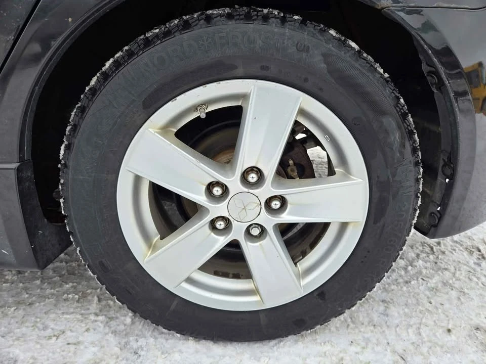 2009 Mitsubishi Lancer 9th Gen - Image 9 of 15