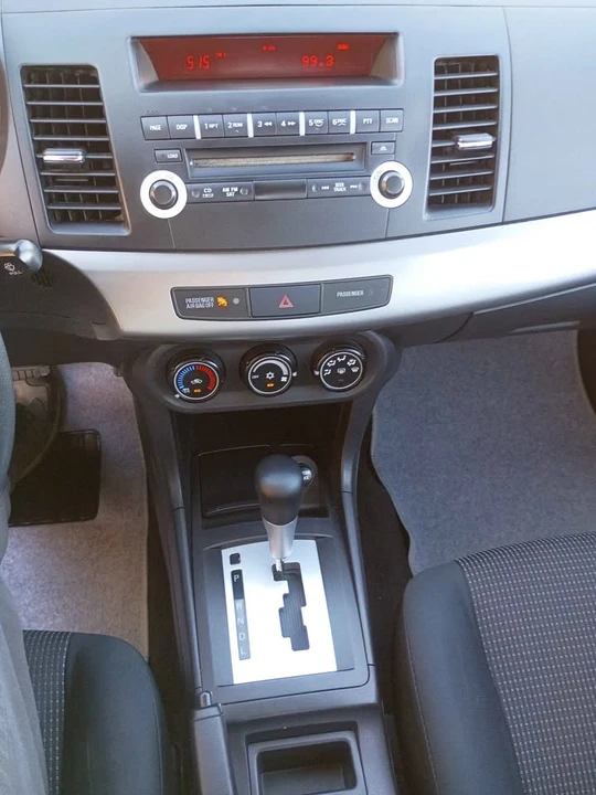 2009 Mitsubishi Lancer 8th Gen - Image 13 of 17
