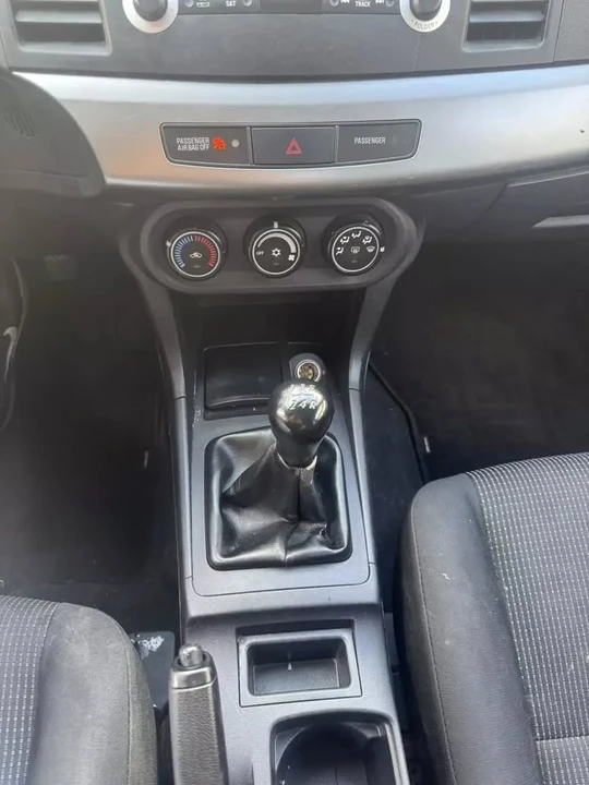 2009 Mitsubishi Lancer 8th Gen - Image 10 of 12