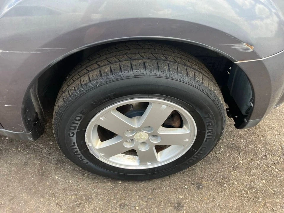 2009 Mitsubishi Outlander - Image 13 of 20