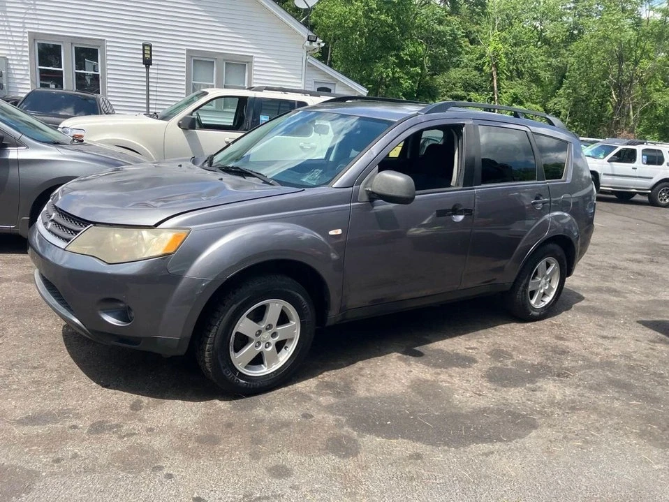 2009 Mitsubishi Outlander - Image 9 of 20