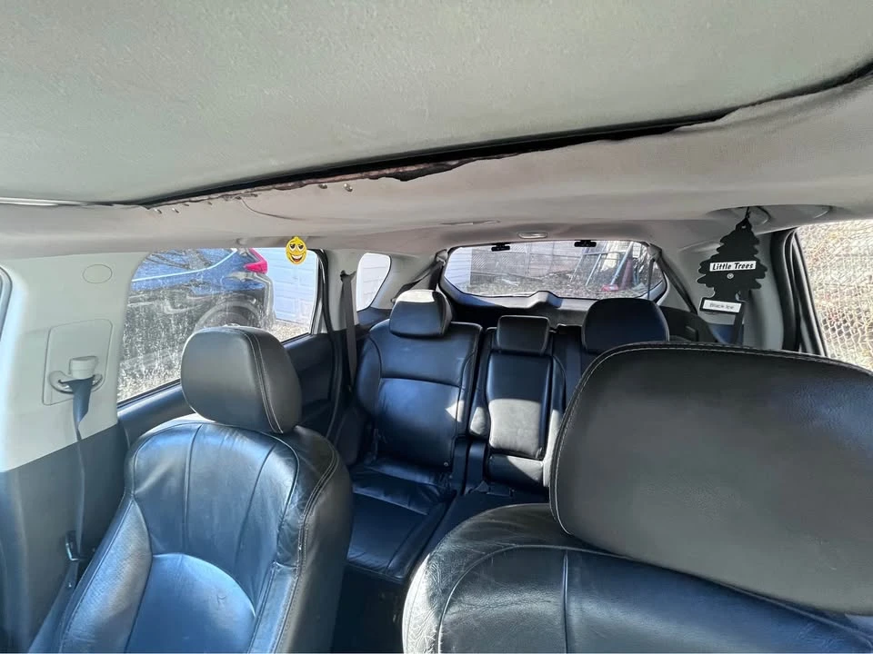 2009 Mitsubishi Outlander - Image 6 of 8