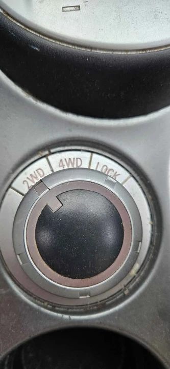 2009 Mitsubishi Outlander - Image 8 of 19