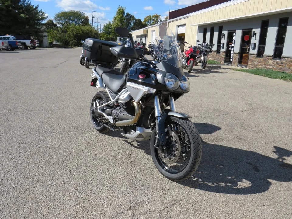 2009 Moto Guzzi - Image 2 of 12