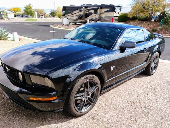 2009 Ford S197 Mustang - Image 2 of 4