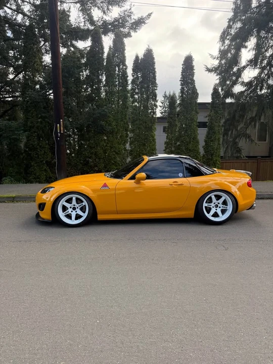 2009 Mazda NC MX-5 Miata - Image 8 of 9