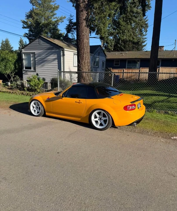 2009 Mazda NC MX-5 Miata - Image 9 of 9