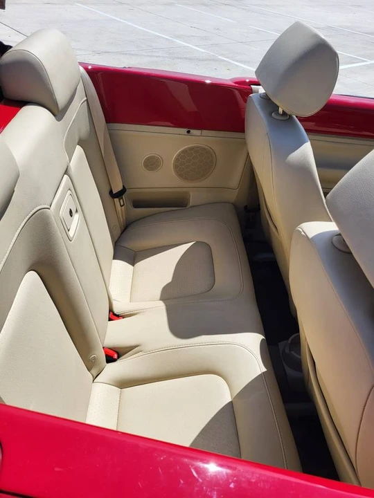 2009 Volkswagen New Beetle - Image 18 of 19