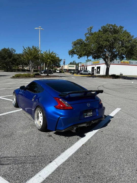 2009 Nissan Z - Image 4 of 10