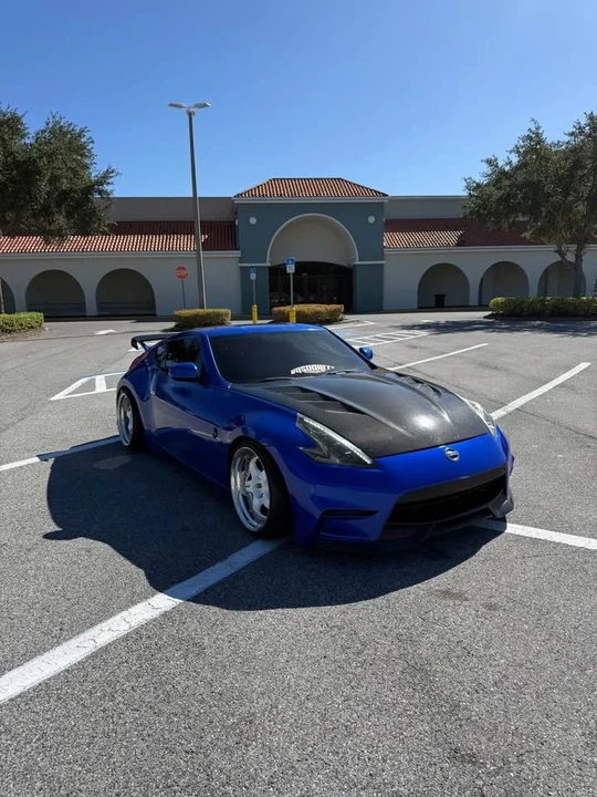 2009 Nissan Z - Image 8 of 10