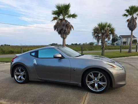2009 Nissan 370Z Touring Coupe