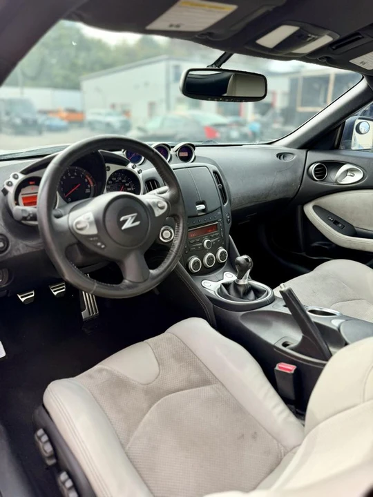 2009 Nissan 370Z 6th Gen - Image 9 of 12