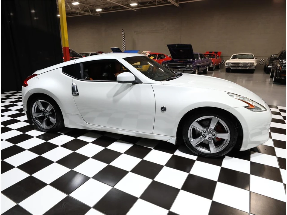 2009 Nissan 370Z 6th Gen - Image 16 of 31