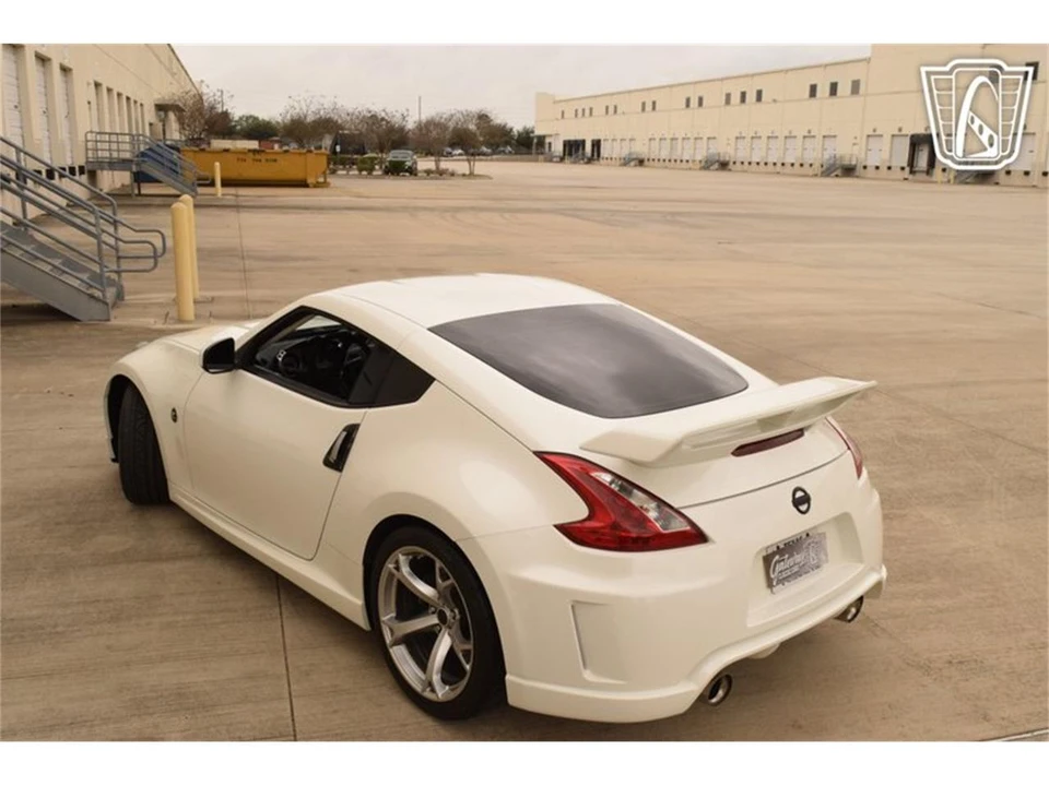 2009 Nissan 370Z 6th Gen - Image 5 of 31