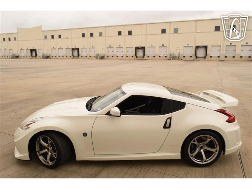 2009 Nissan 370Z 6th Gen - Image 2 of 31