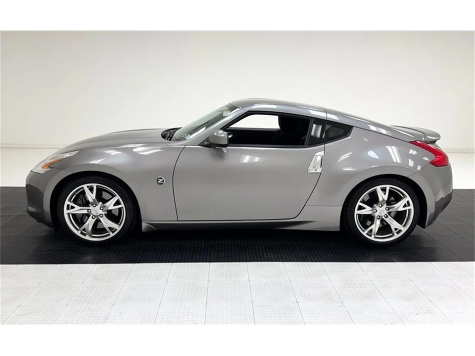 2009 Nissan 370Z 6th Gen - Image 2 of 31