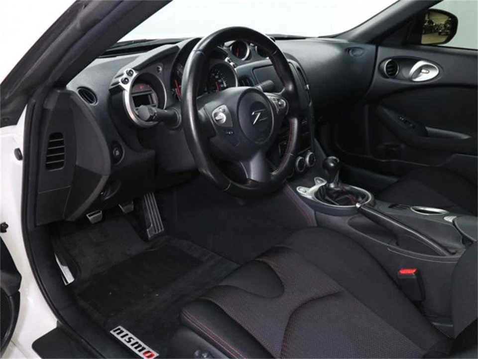 2009 Nissan 370Z 6th Gen - Image 9 of 31
