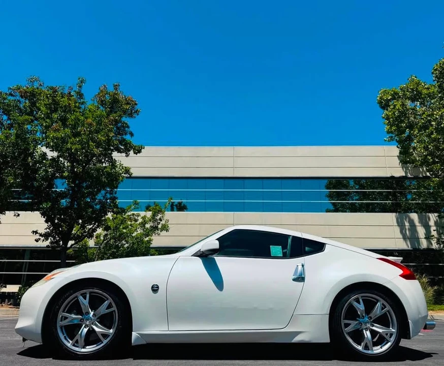 2009 Nissan 370Z 6th Gen - Image 5 of 20