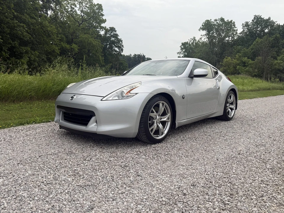 2009 Nissan 370Z 6th Gen - Image 3 of 31