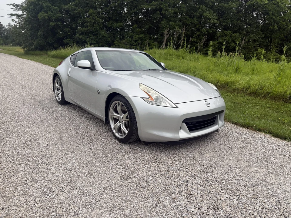 2009 Nissan 370Z 6th Gen - Image 13 of 31