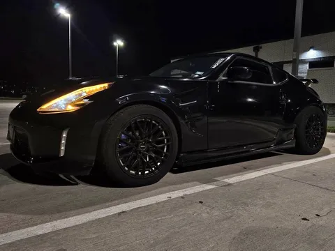 2009 Nissan 370Z Sport Touring Coupe 2D