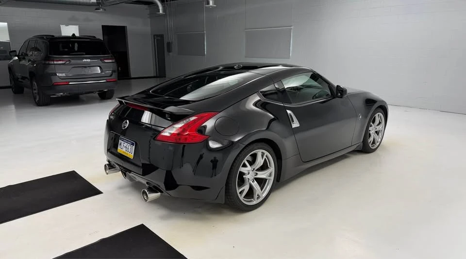 2009 Nissan 370Z 6th Gen - Image 5 of 16