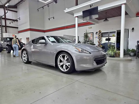 2009 Nissan 370Z Touring Coupe 2D