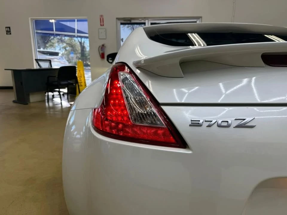 2009 Nissan 370Z 6th Gen - Image 8 of 16