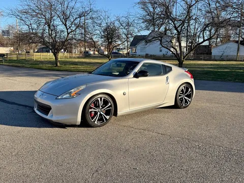 2009 Nissan 370Z Touring Coupe