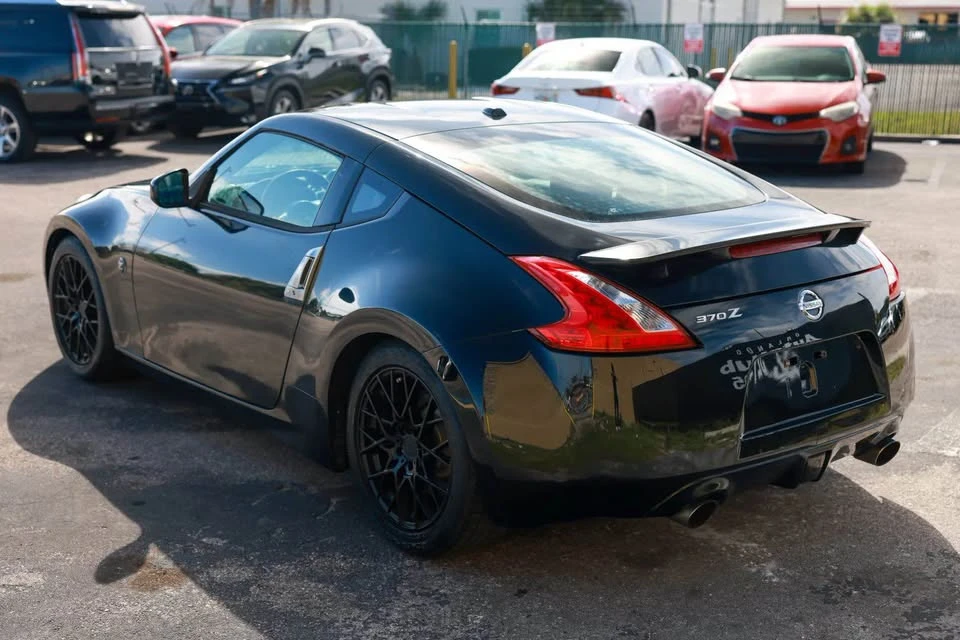2009 Nissan 370Z 6th Gen - Image 7 of 18