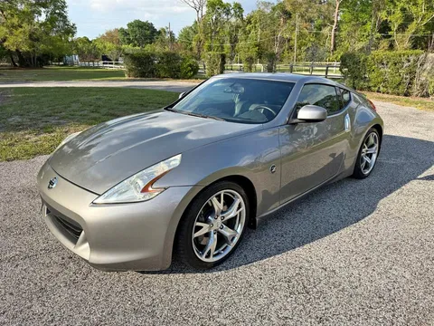 2009 Nissan 370z Touring Coupe
